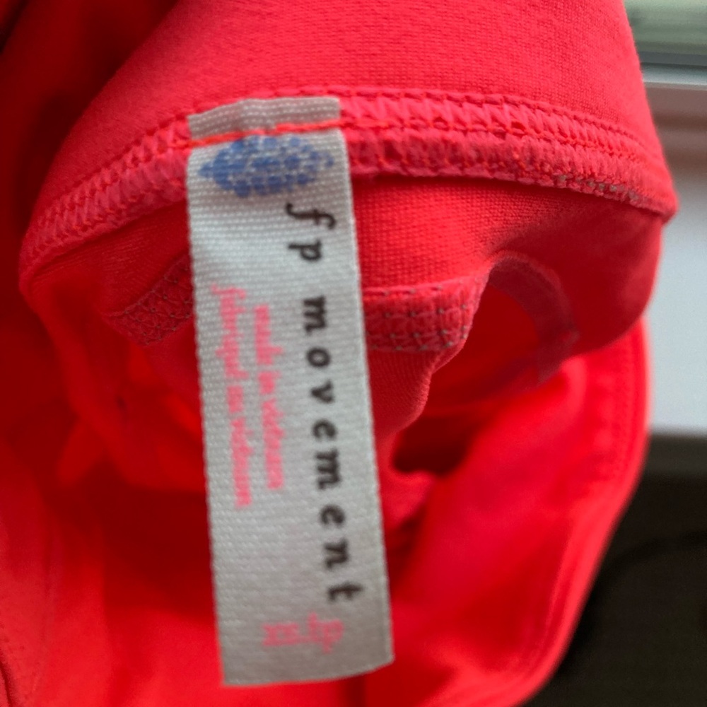Free People Movement coral hot pink leggings XS - Host Pick. NWOT - Picture 14 of 14